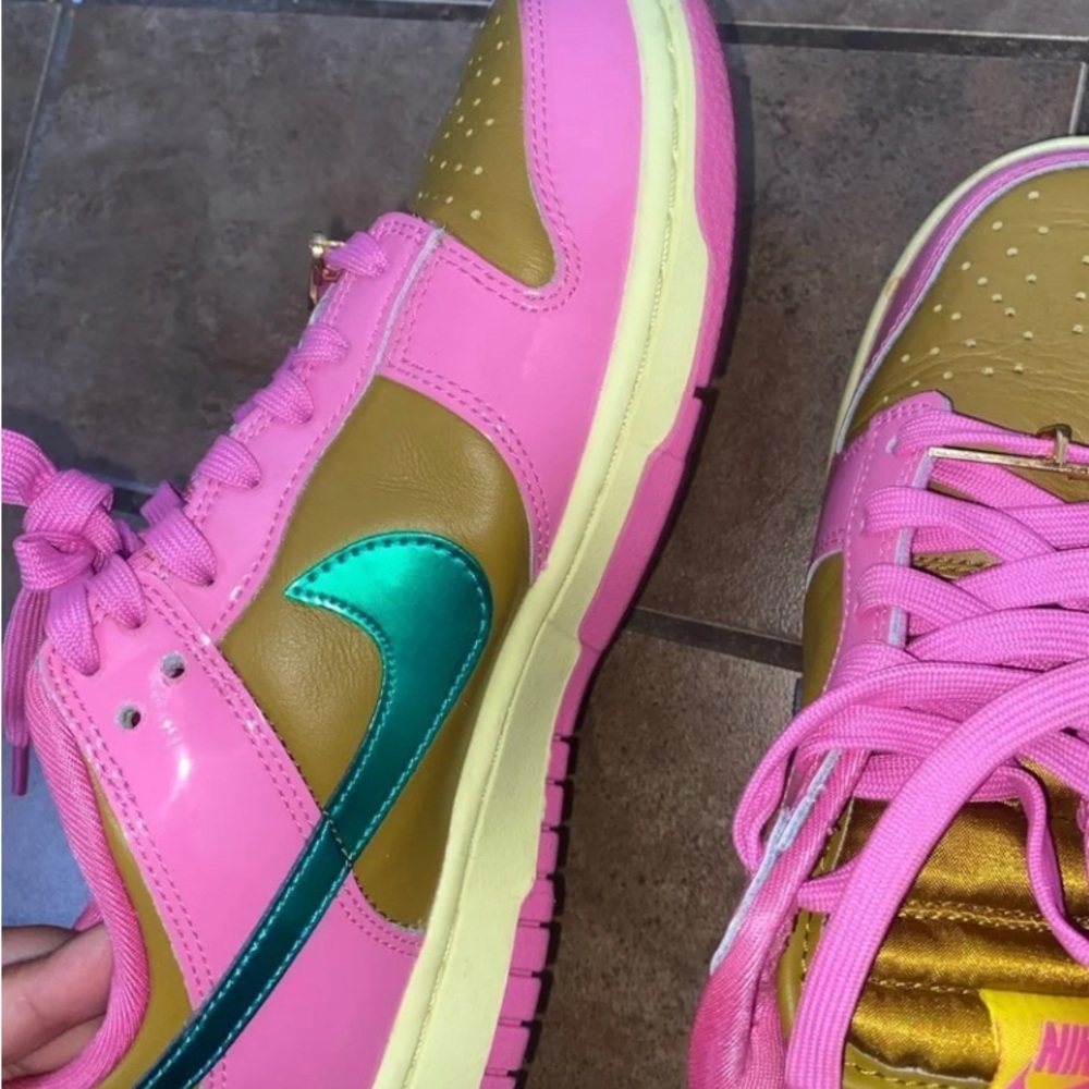 Wmns Nike Dunks